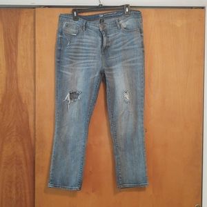 LAST CHANCE Gap 3/4 Crop Jeans